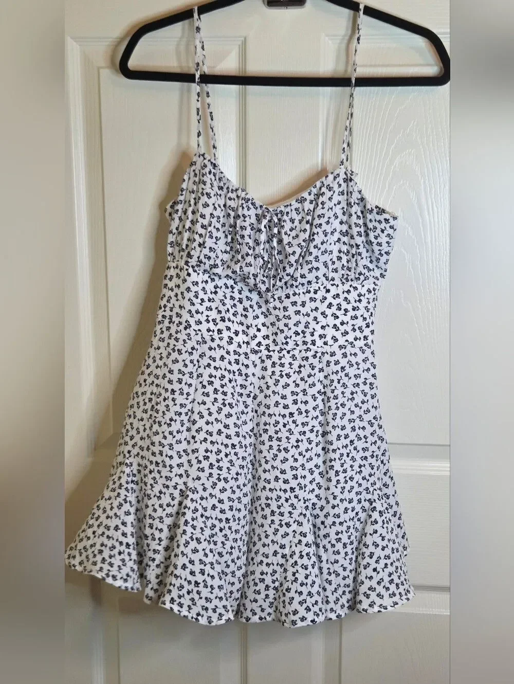 NWT Francesca's Miami L Straps White Navy Zipper Floral Women Romper Boutique